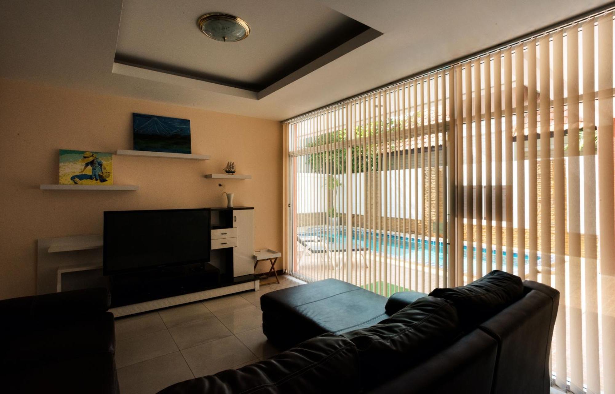 Tw Marina Pool Villa Pattaya Eksteriør billede